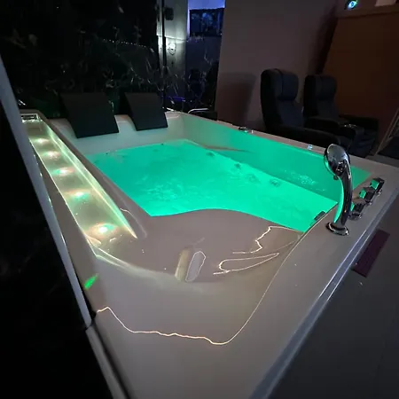 Апартаменты Relaxcheb Private Wellness *